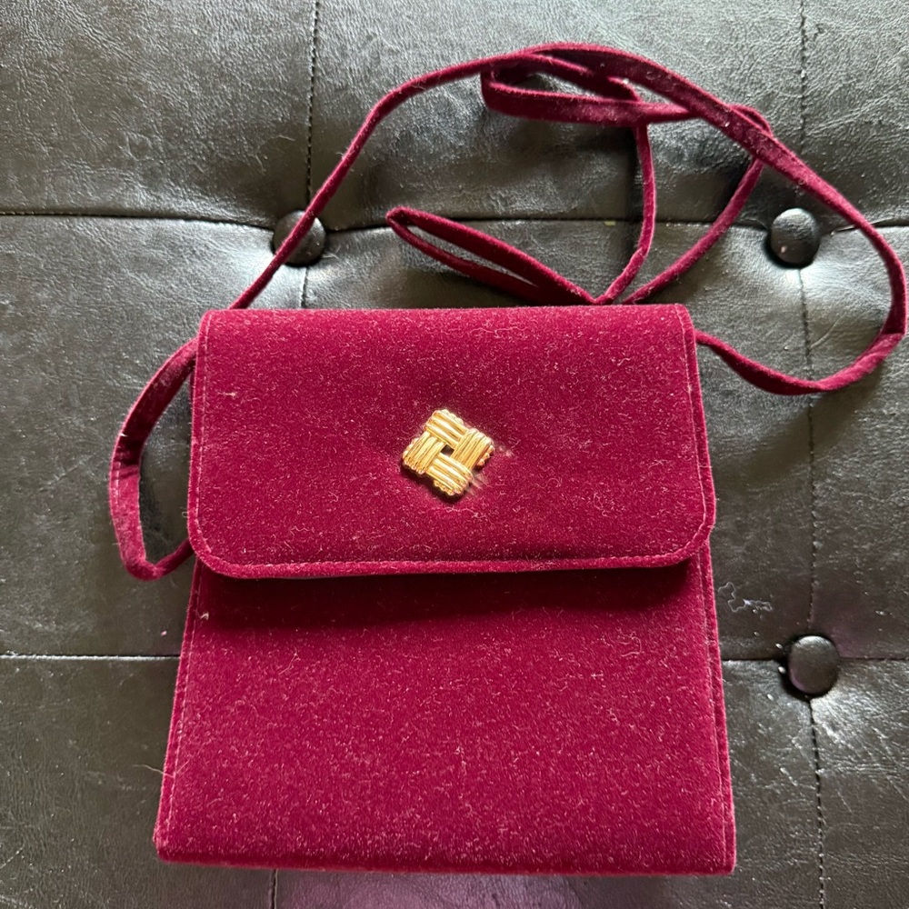 Elegant Burgundy Velvet Crossbody Bag